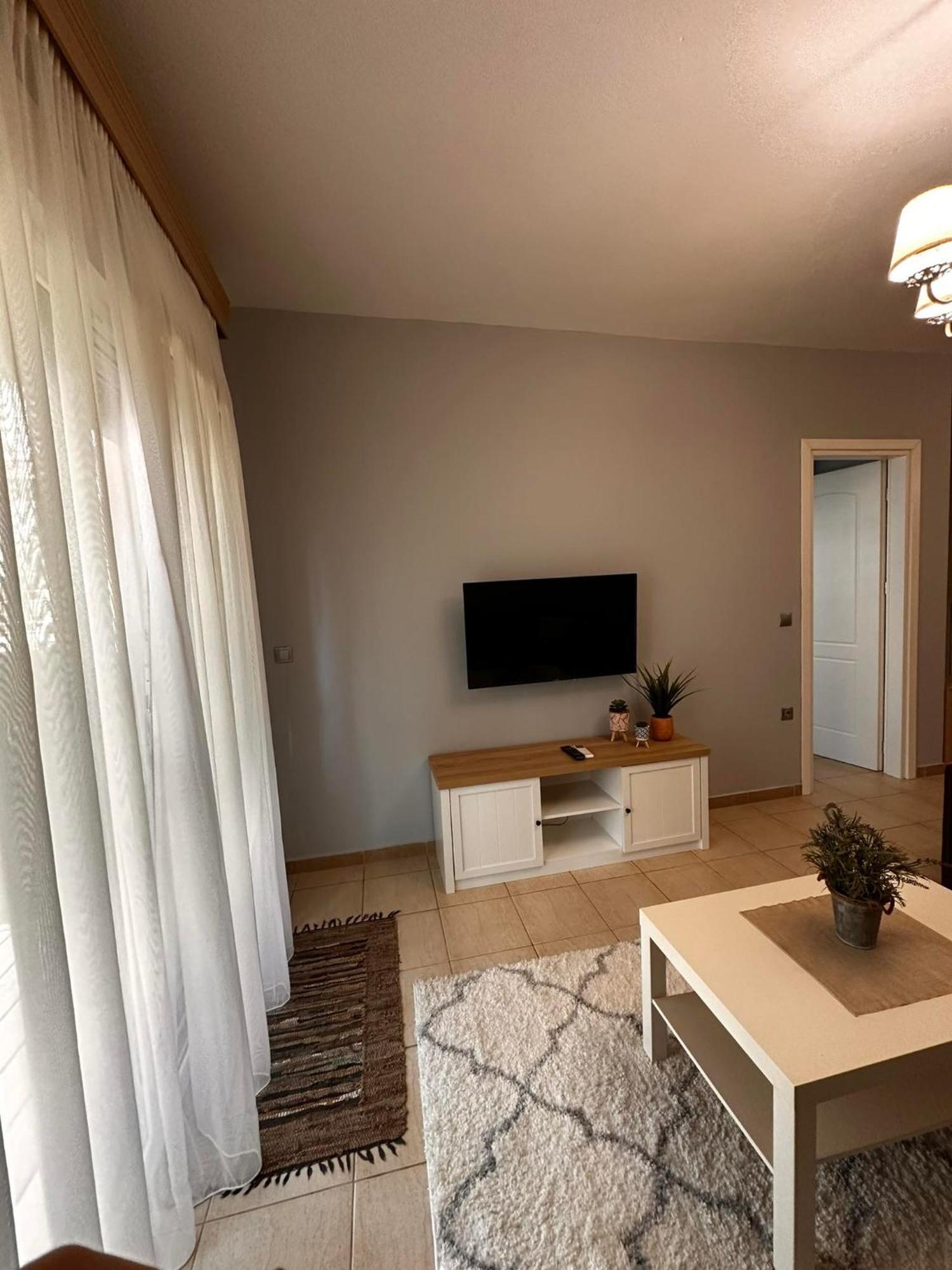 Elena'S Apartment Alexandroupolis Buitenkant foto