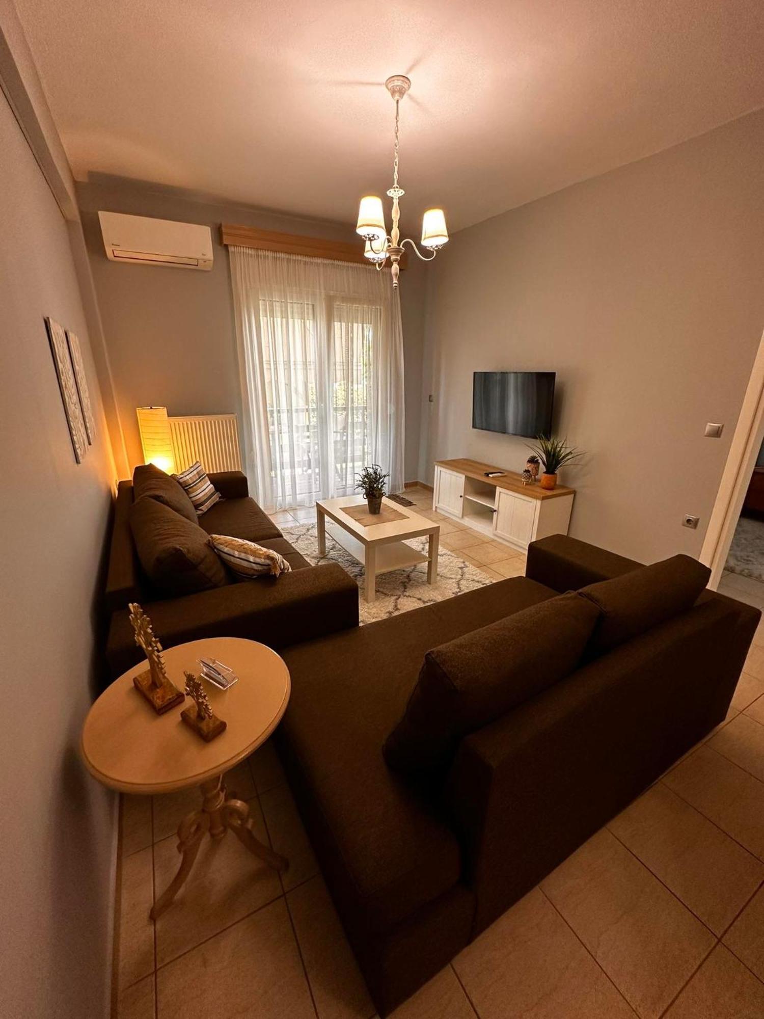 Elena'S Apartment Alexandroupolis Buitenkant foto